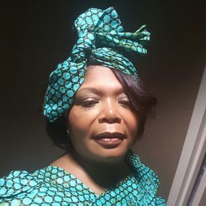 Meet your Posher, Gail